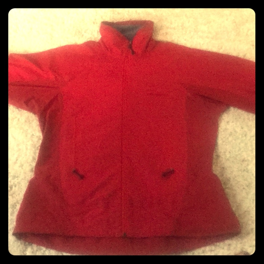 Patagonia Red shell (RN 51884) size Small